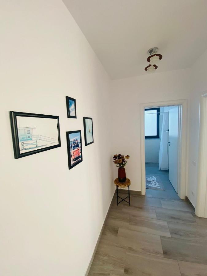 Soho Apartment - City View With Rooftop Garden Bukares Bagian luar foto